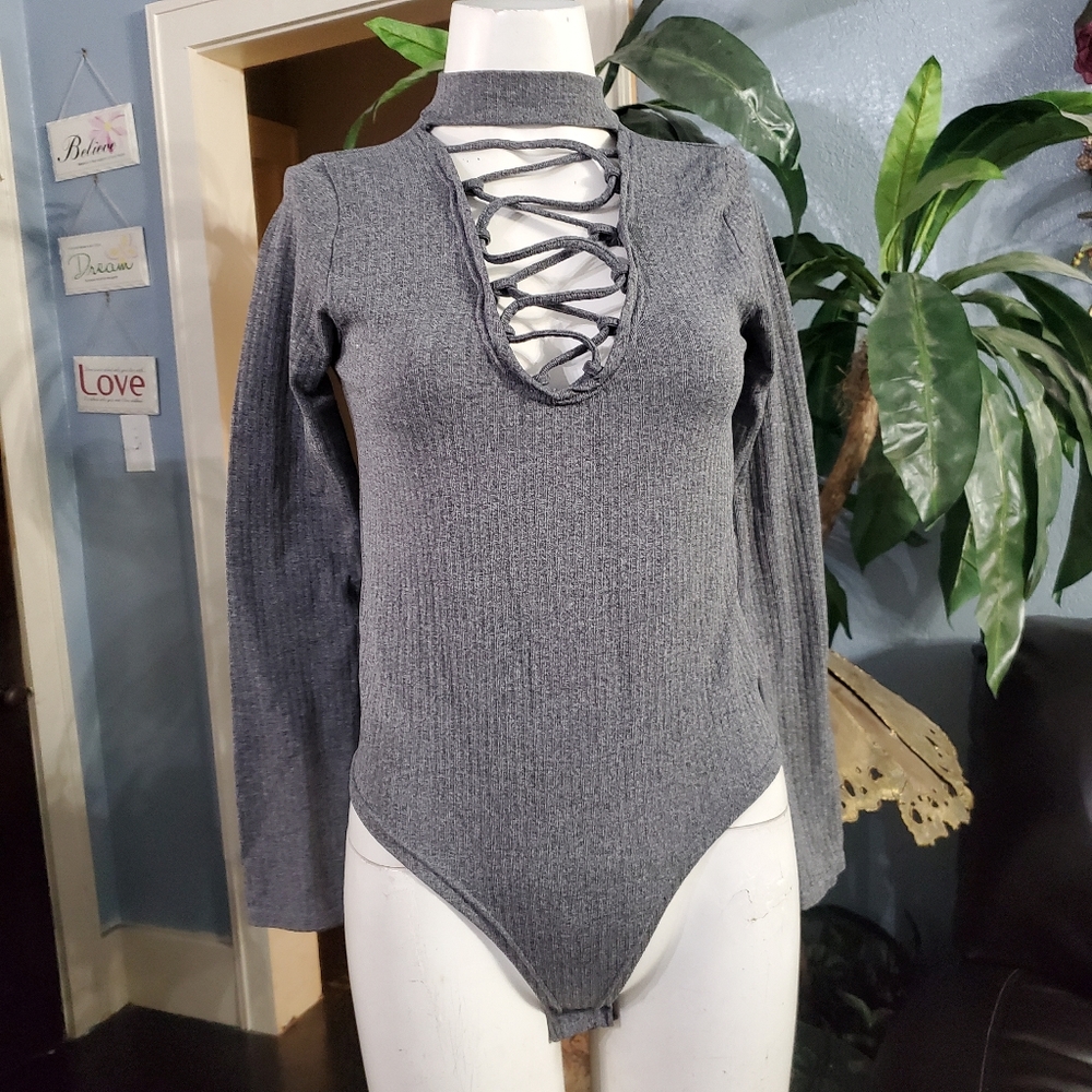 Gray Longsleeved Choker Neckline Caged  Bodysuit New Mix S-M - Picture 4 of 9